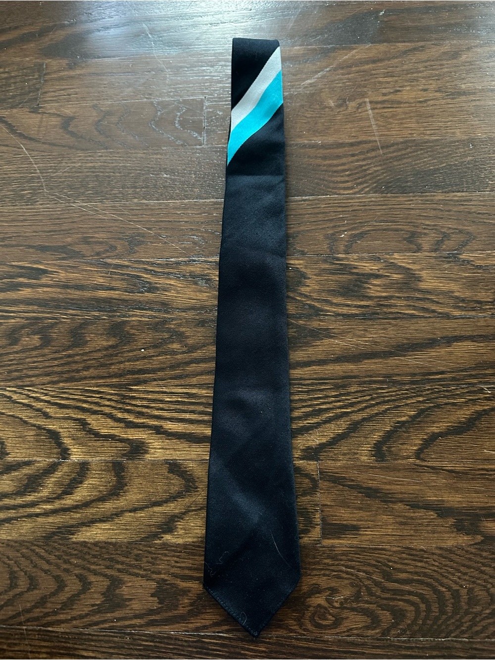 Gucci Tie with Teal and Silver Diagonal Stripe